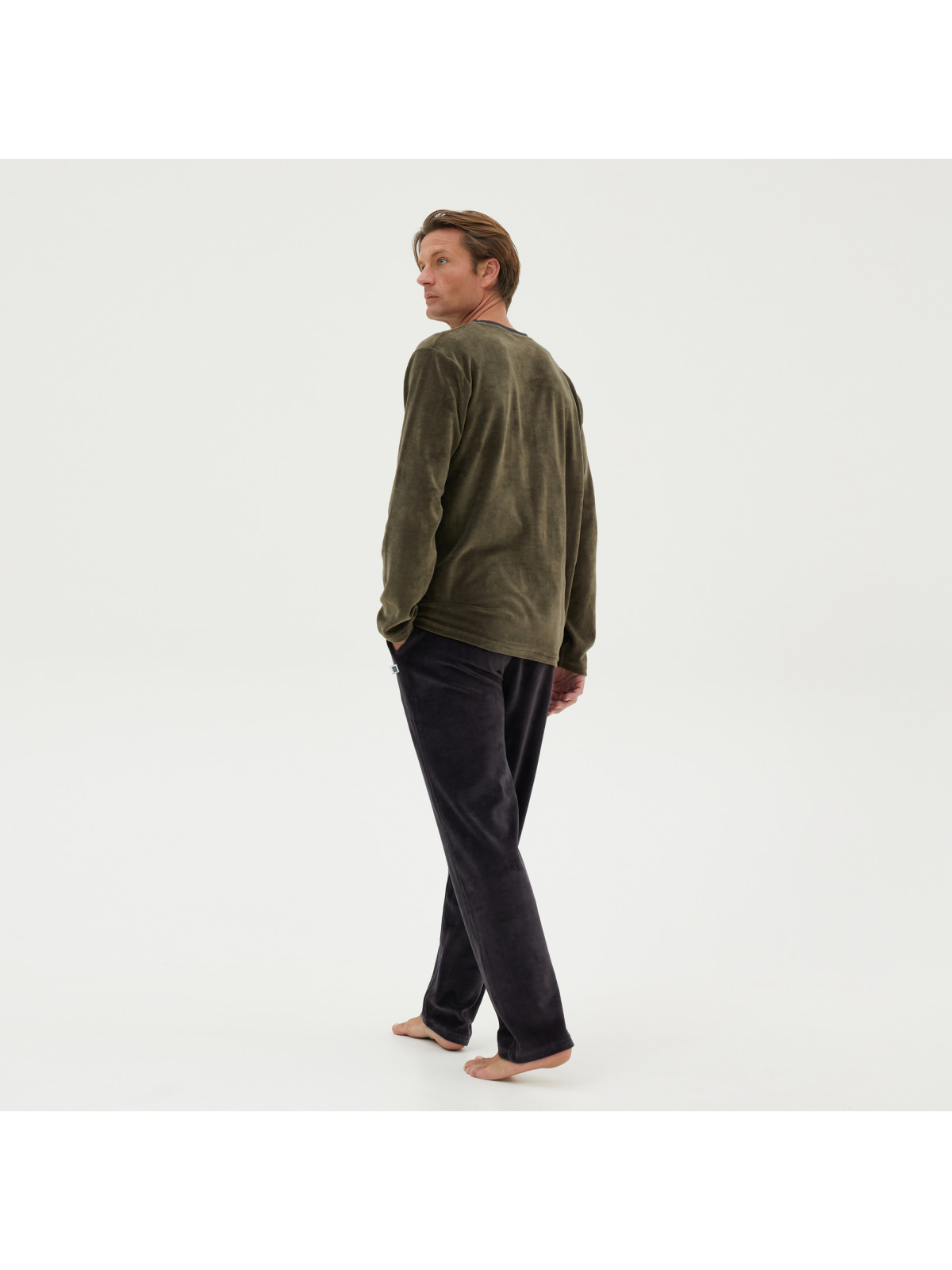 ΠΥΖΑΜΑ ΑΝΔΡ. "V-NECK VELOUR" 80%BAMB. 20%POL